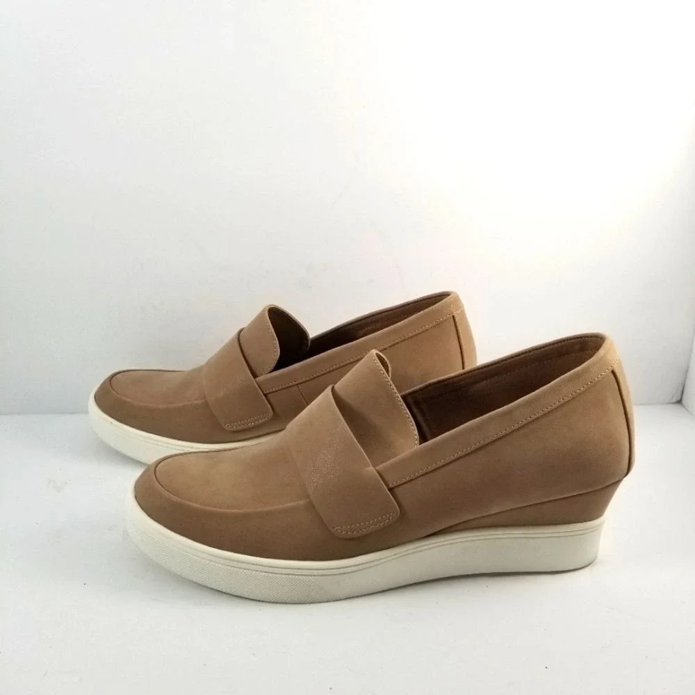 MIA‎ Tan Penny Loafer Wedge Sneakers Women Size 12 Neutral Slip On Shoes